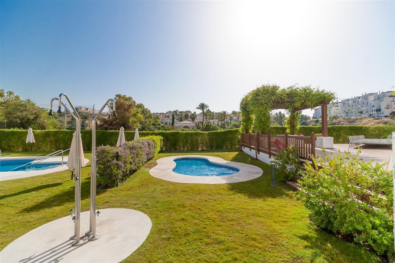 Golf Hill Estepona Canovas Экстерьер фото